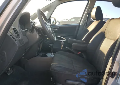 2011 Suzuki Sx4 Le z USA, uszkodzony, nr VIN JS2YC5A24B6301884